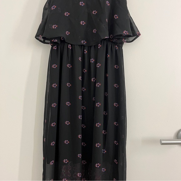 Express Maxi Dress - Picture 6 of 9
